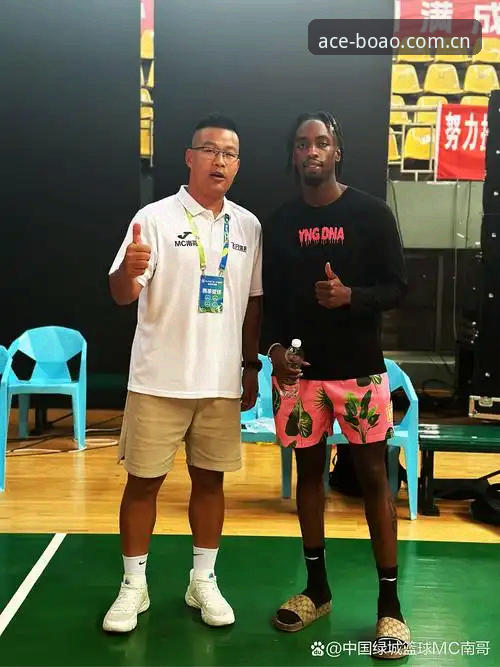 体育总监vs球员：管理智慧与更衣室暴力的真实对比——从贝纳蒂亚处理拉比奥事件看行业生态